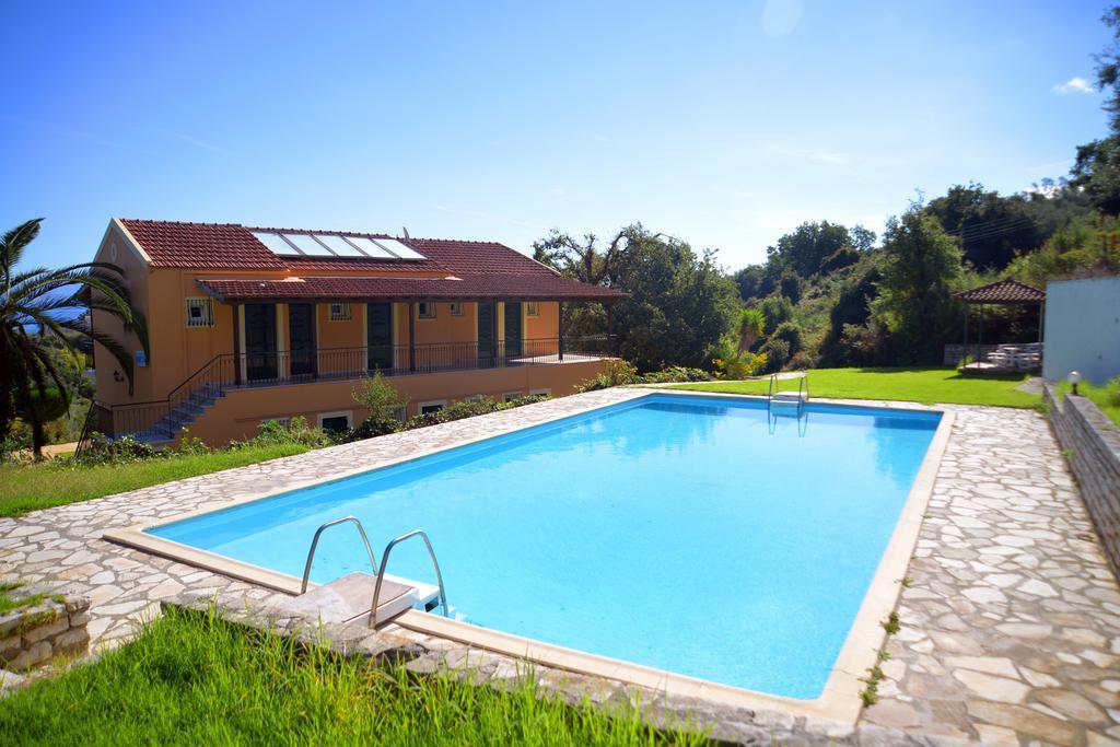 Krystallia Apartments Dassia (Corfu) Exterior foto